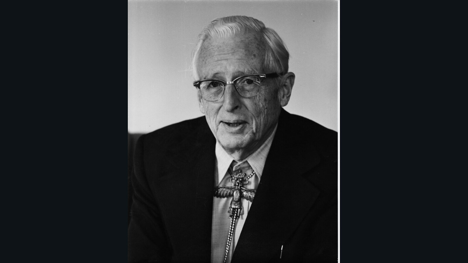 Donald H. Menzel. Photo via Wikimedia Commons, CC BY-SA 3.0.